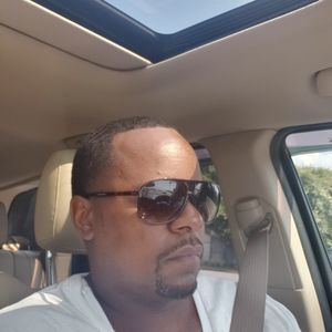 Meet your Posher, Donald